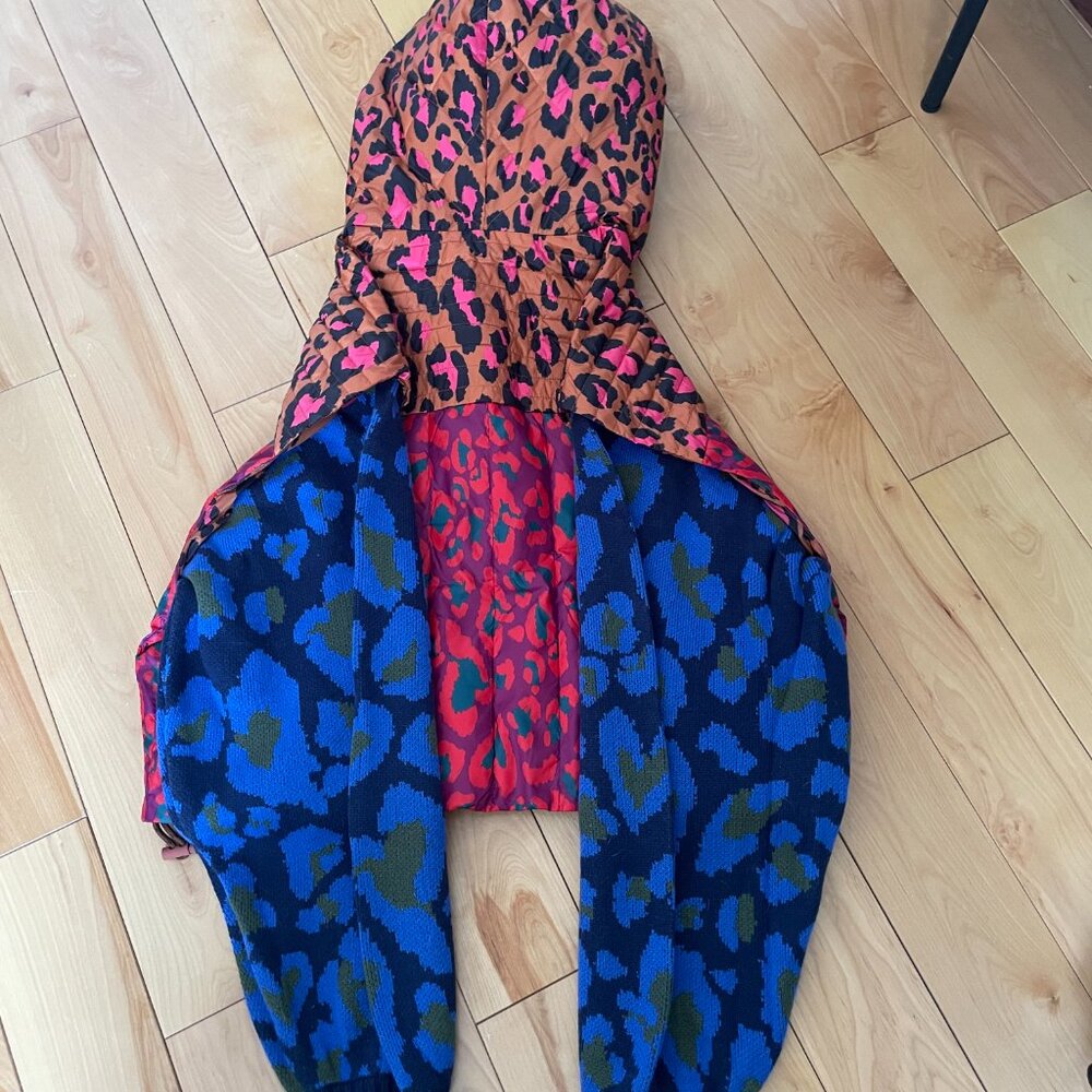 Colourful Leopard-Print Farm Rio Hooded Cropped Puffer Jacket in size Medium - Picture 8 of 14